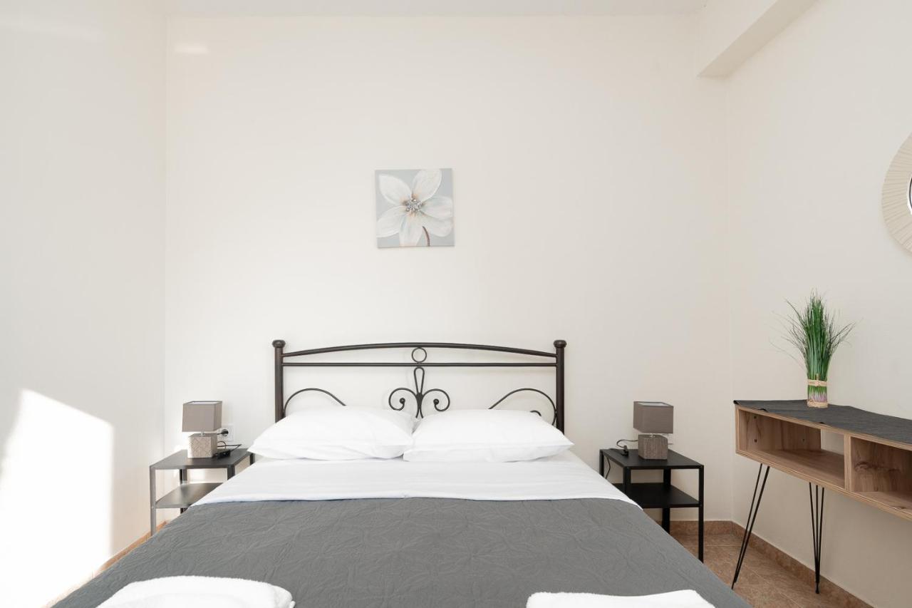 Mtc-Sfs Apartment By The Sea And Airport Pórto Ráfti 외부 사진